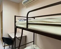 Кровать в общем 4-местном номере для мужчин Хостел Хостел 4 Комнаты Сургут без отзывов