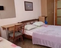 Четырехместный номер «ДеЛюкс» Гостевой дом Гостевой дом Петрович Цандрыпш без звезд