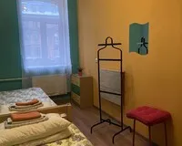 Двухместный номер с 2 кроватями, общим душем и туалетом Гостевой дом Гостевой дом Комнаты у Московского вокзала Санкт-Петербург метро Маяковская