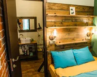 Двухместный номер с 1 кроватью, душем и туалетом Хостел Хостел Montana Hostel Иркутск без звезд