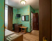 Семейный номер 4-местный с душем и туалетом Гостевой дом Гостевой дом Изумруд Геленджик Забронируй по своей цене!