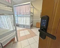 Кровать в общем 4-местном номере для мужчин Хостел Хостел Невский Калининград без звезд