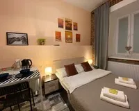 Двухместный номер с душем и туалетом Мини-отель Мини-отель Boho Loft Hotel Санкт-Петербург рейтинг 4.6