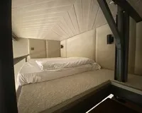 Двухуровневый четырехместный номер Мини-отель Мини-отель My Loft Hotel Москва 545 м от метро Третьяковская